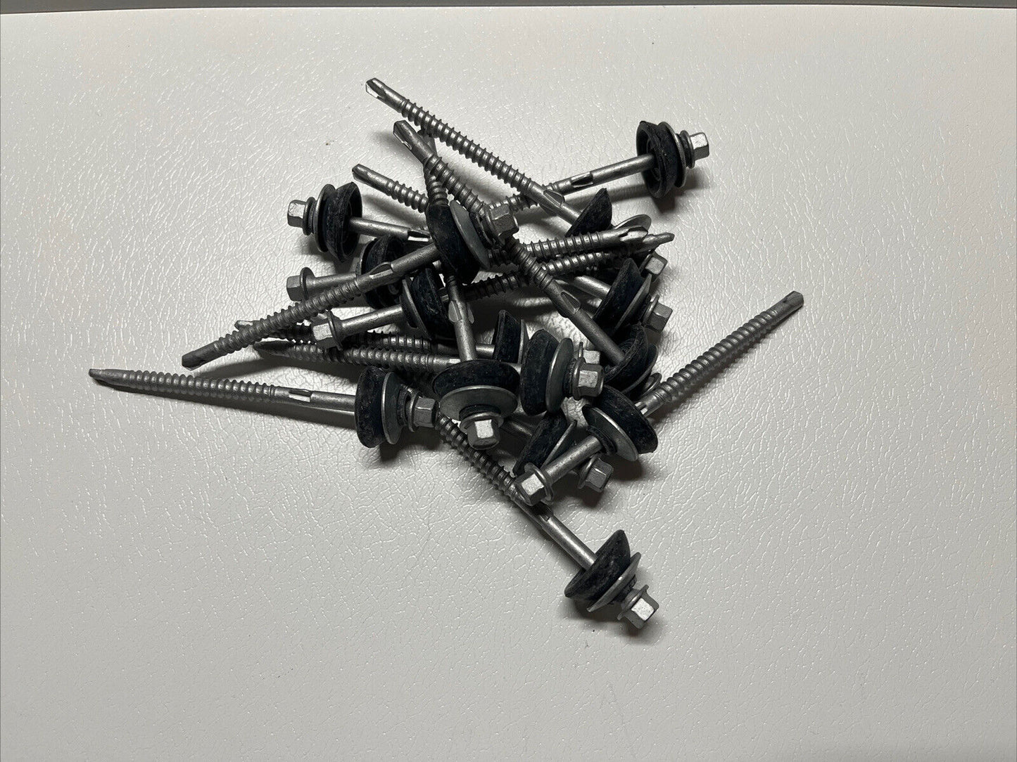 110mm Light Section Fibre Cement Tek Fixings (100)