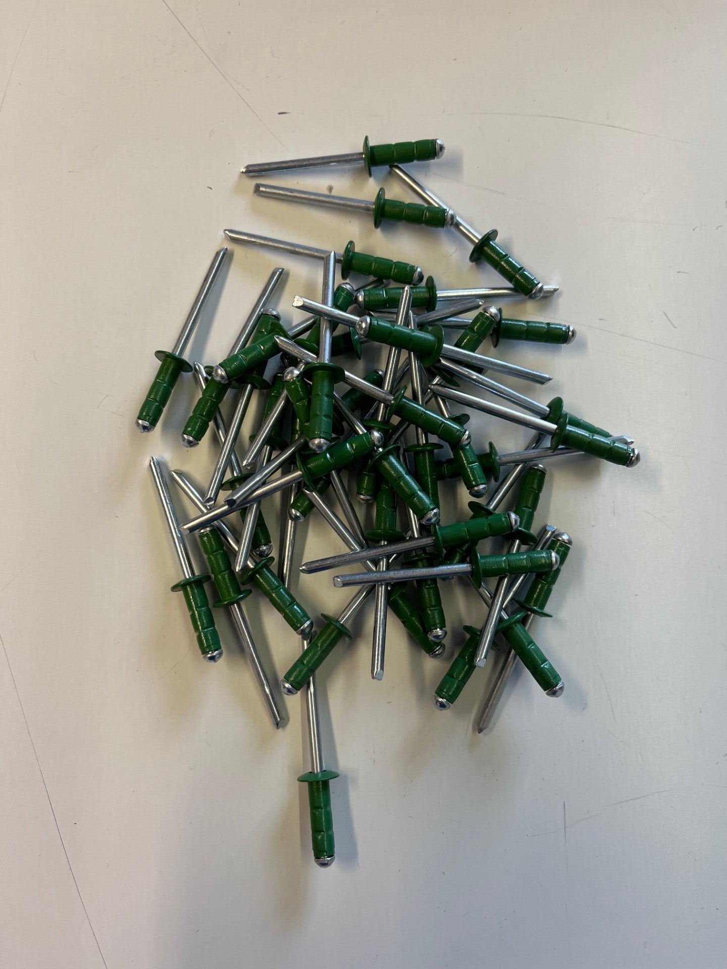 4.8mm x 15mm 0619 Rivet Heritage Green (250)