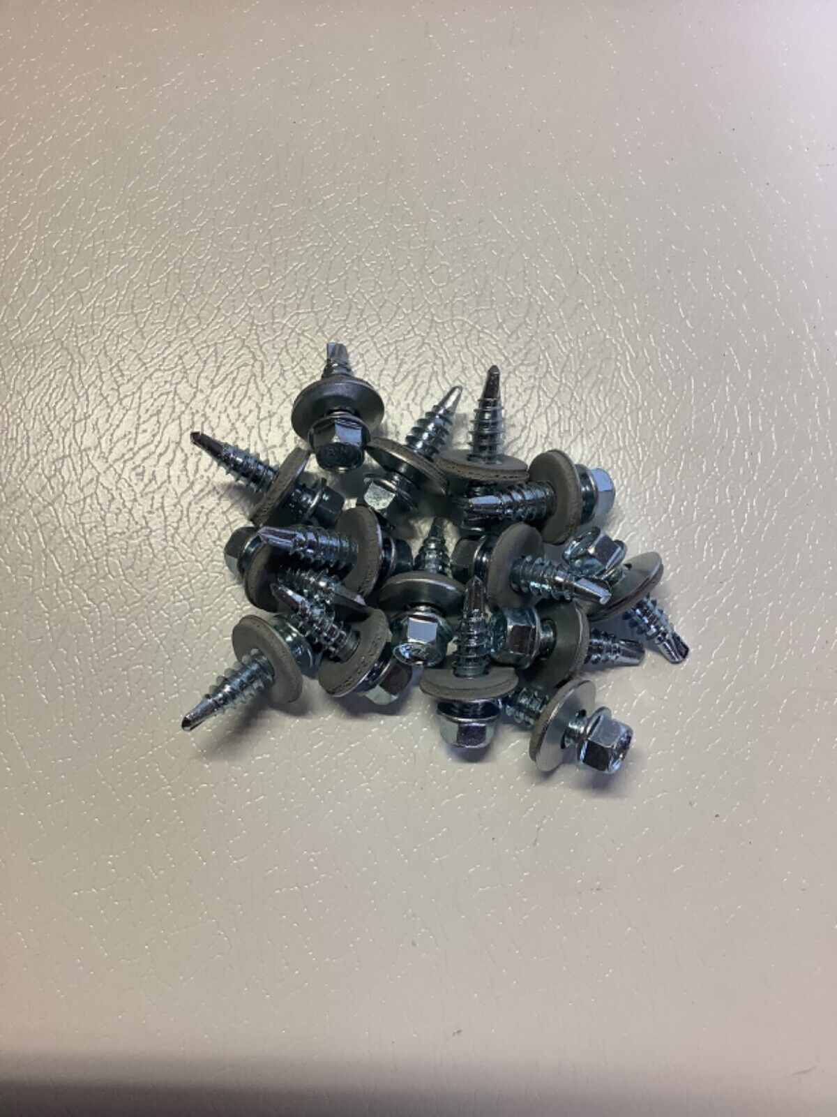22mm Stitcher Tek Screws C/W G16 Washer (100)